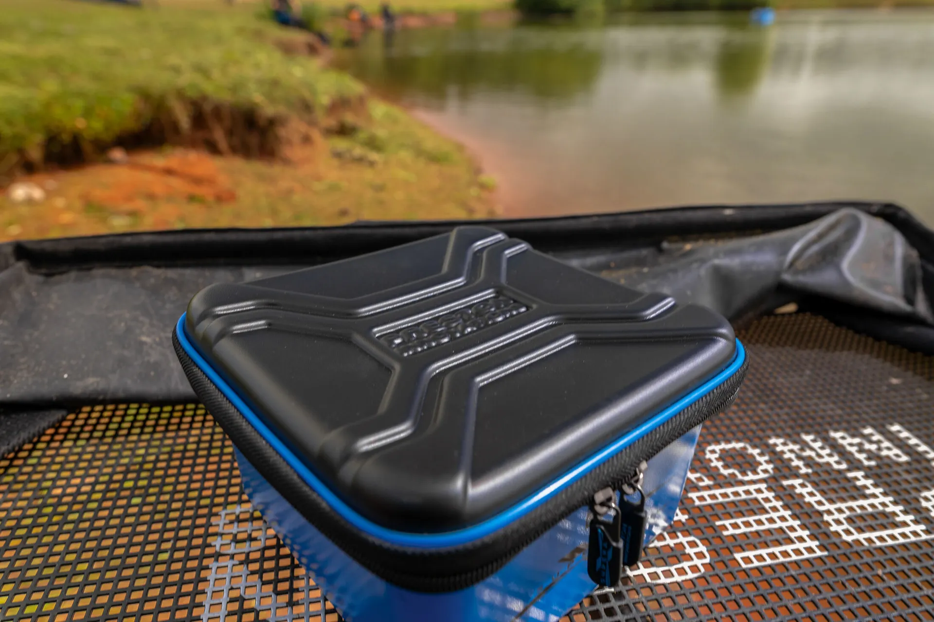PRESTON Supera X Bait Safe Mini weitere Ansicht