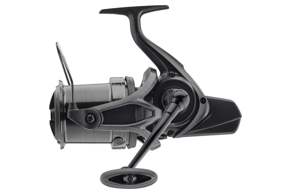 DAIWA 24 Crosscast 45 SCW QD Big Pit Rolle | mit 45mm Spulen