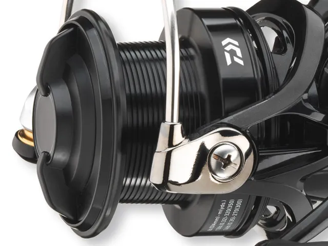 Daiwa Emblem BR 25 A Freilaufrolle Ansicht 2
