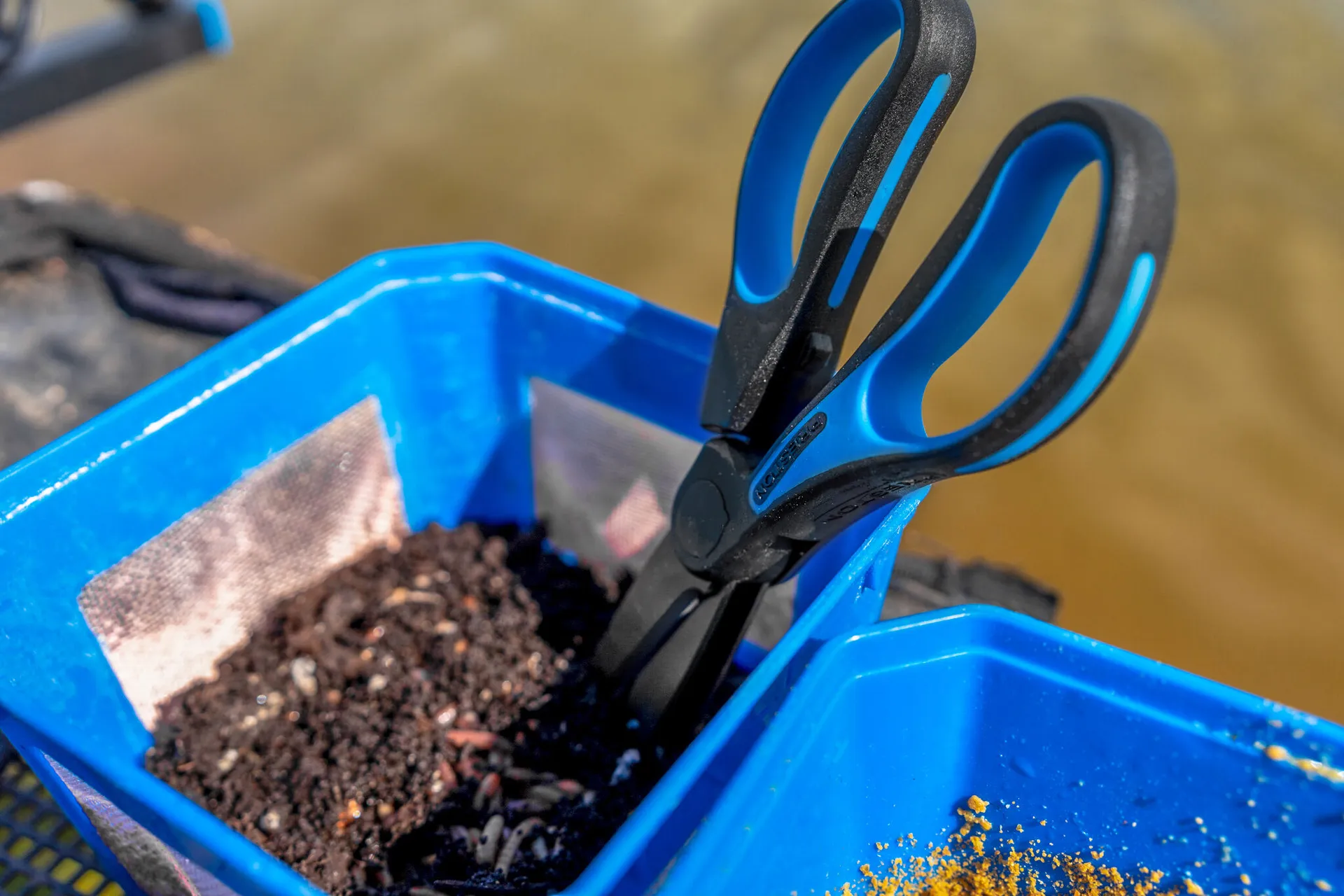 PRESTON Worm Scissors weitere Ansicht
