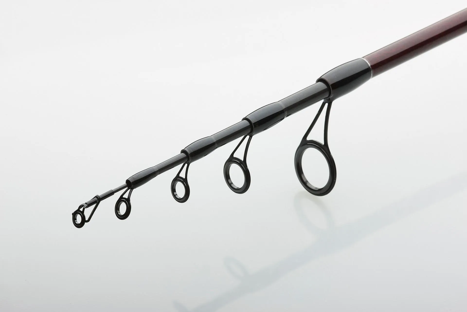 DAM IMPRESSA TELE SPIN 2.70m Medium Moderate Fast 7 - 28 g 7-tlg 3000 5.2:1 Black 9Ft/270 7-28 3000 CMB - Combo