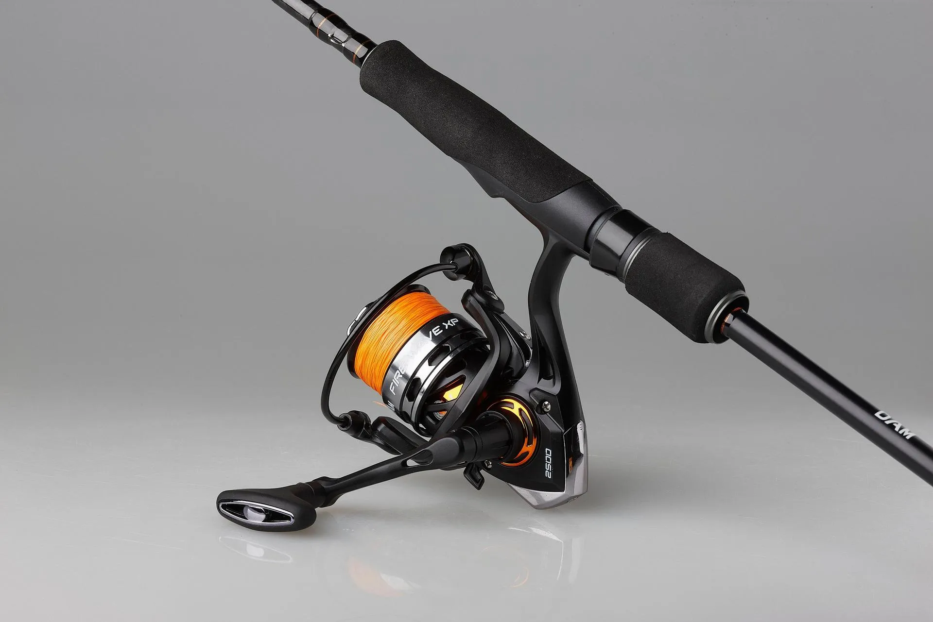 DAM Fire Wave XP Spinning Combo 2.44m 20-60g 2sec / 4000