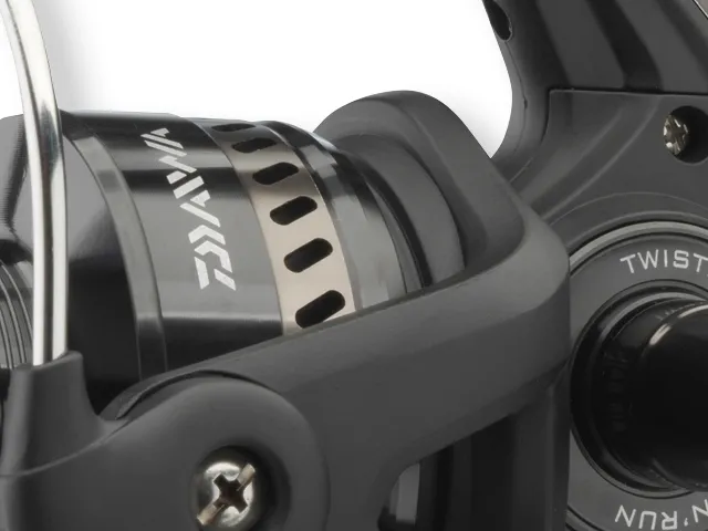 Daiwa Emcast BR A 3500 Freilaufrolle Ansicht 2