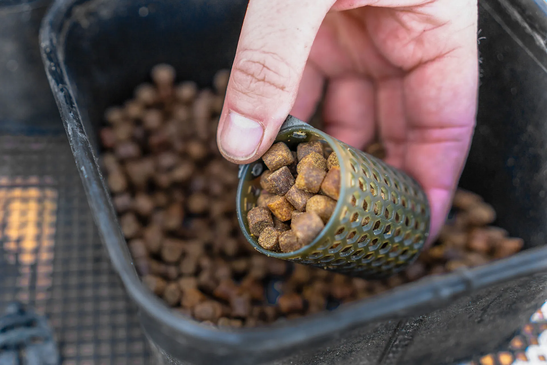 PRESTON ICS Bait Up Feeder - M 20g weitere Ansicht