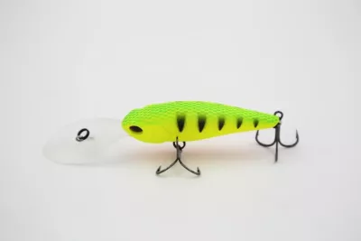 TAIPAN Diving Shad Chrome Black 62mm — 7.50 Chartreuse Perch